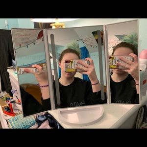 Meet your Posher, Maggie